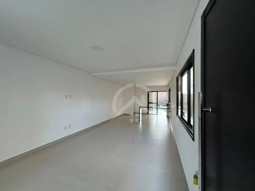 Foto 4 de Casa com 3 quartos à venda e para alugar, 232m2 em Nova Gardênia, Atibaia - SP