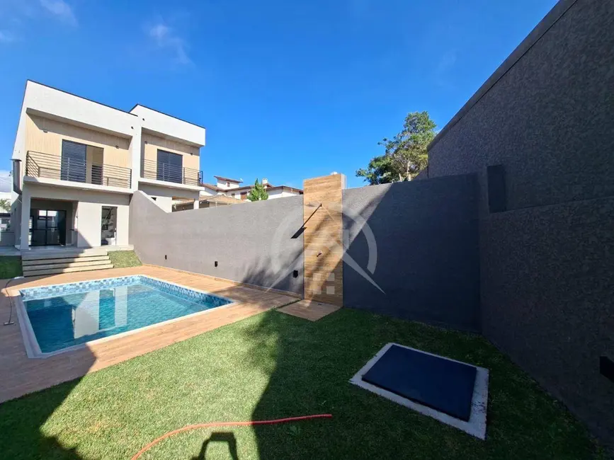 Foto 1 de Casa com 3 quartos à venda e para alugar, 232m2 em Nova Gardênia, Atibaia - SP