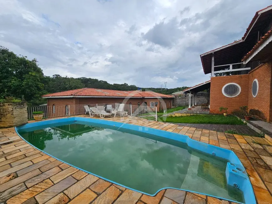 Foto 3 de Chácara com 3 quartos à venda, 800m2 em Jardim Maracanã, Atibaia - SP