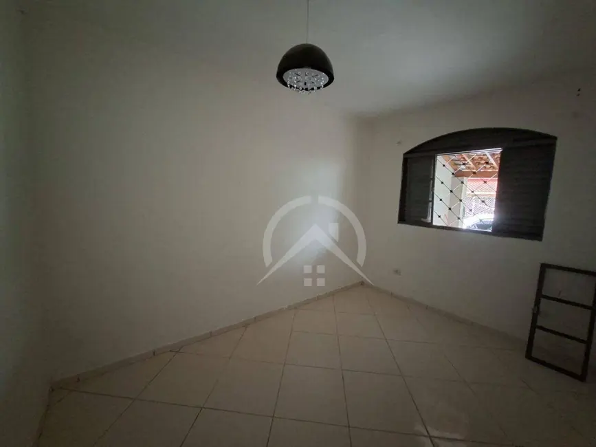 Casa com 1 quarto para alugar, 125m2 em Jardim do Lago, Atibaia - SP - imagem 5 Foto 5 de Casa com 1 quarto para alugar, 125m2 em Jardim do Lago, Atibaia - SP