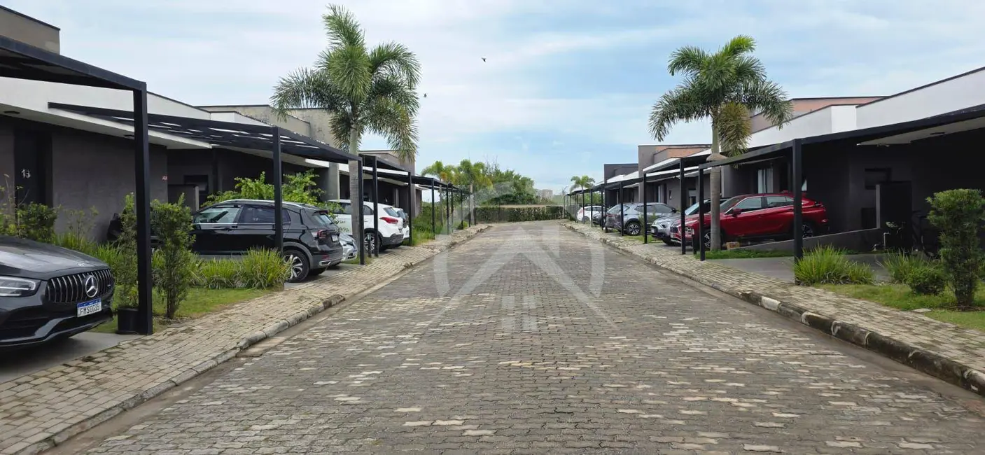 Foto 4 de Casa com 2 quartos para alugar, 245m2 em Centro, Atibaia - SP