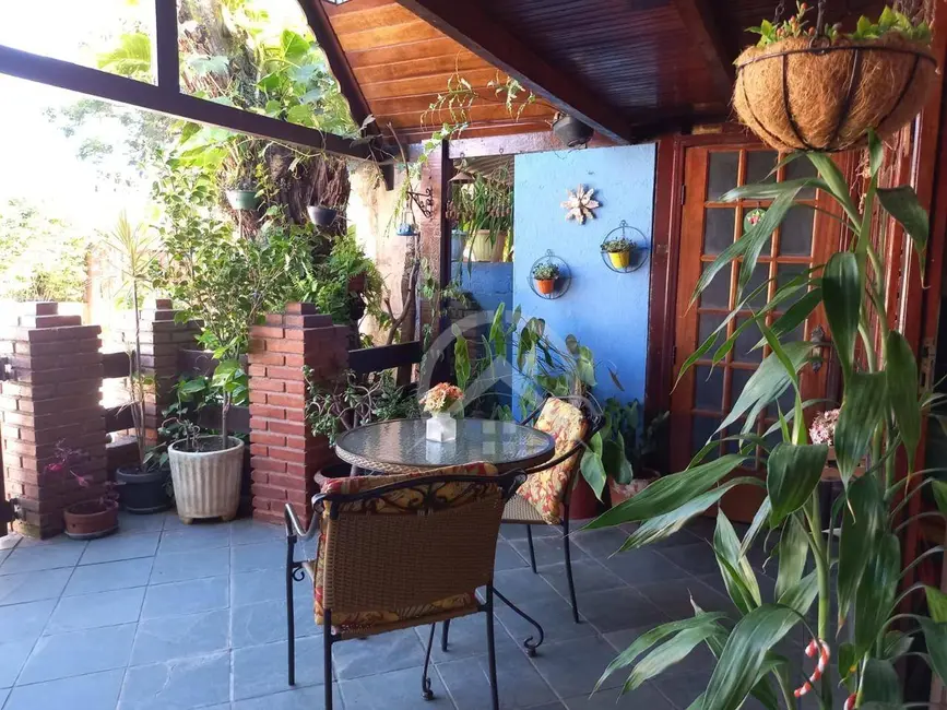 Foto 8 de Casa com 2 quartos à venda, 60m2 em Rio Abaixo, Atibaia - SP