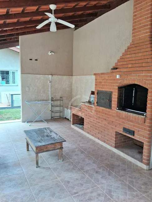 Foto 4 de Casa com 3 quartos à venda, 1000m2 em Jardim dos Pinheiros, Atibaia - SP