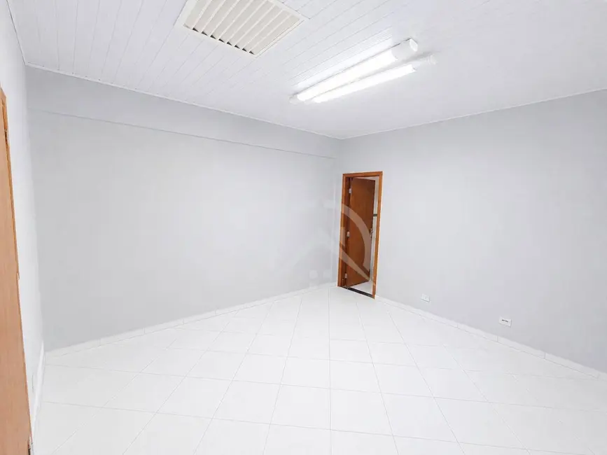 Sala Comercial para alugar, 130m2 em Vila Thais, Atibaia - SP - imagem 2 Foto 2 de Sala Comercial para alugar, 130m2 em Vila Thais, Atibaia - SP