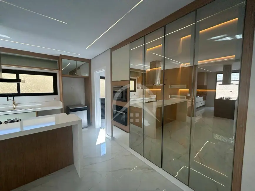 Foto 3 de Casa com 4 quartos à venda, 360m2 em Nova Gardênia, Atibaia - SP