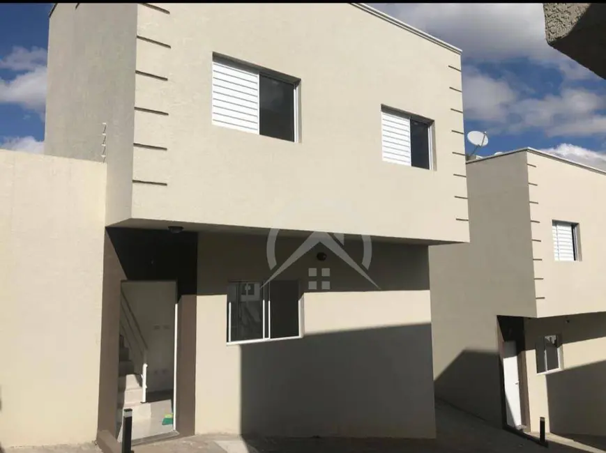 Foto 2 de Sobrado com 2 quartos à venda, 112m2 em Jardim Santo Antônio, Atibaia - SP