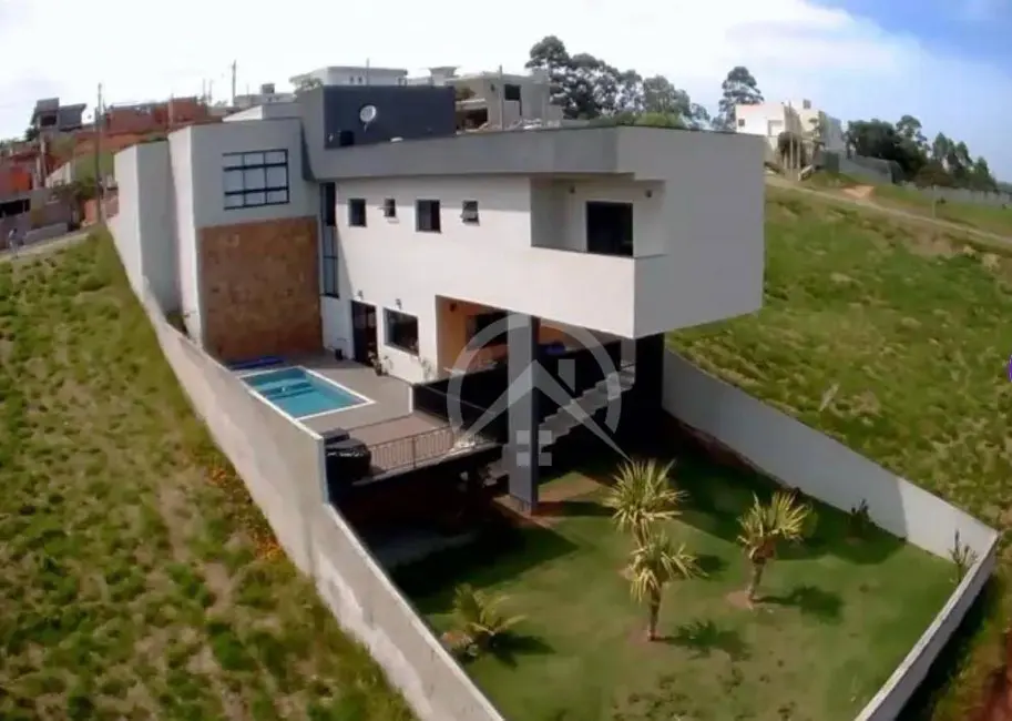 Casa com 3 quartos à venda, 600m2 em Mairipora - SP - imagem 2 Foto 2 de Casa com 3 quartos à venda, 600m2 em Mairipora - SP