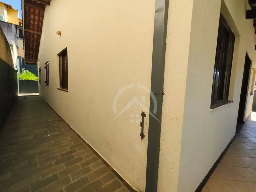 Foto 5 de Casa com 3 quartos à venda e para alugar, 300m2 em Jardim Maristela, Atibaia - SP