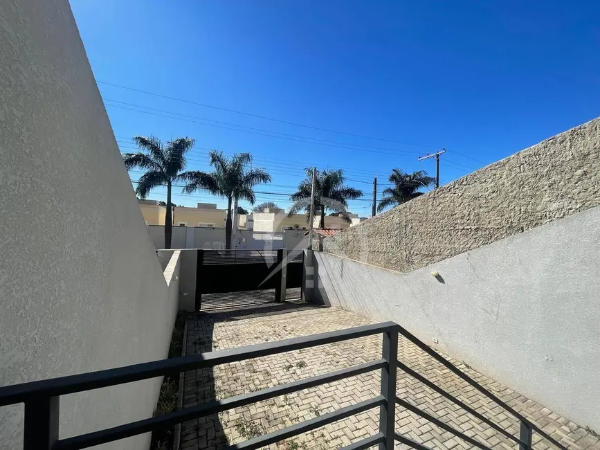 Foto 2 de Sobrado com 3 quartos à venda e para alugar, 240m2 em Jardim dos Pinheiros, Atibaia - SP