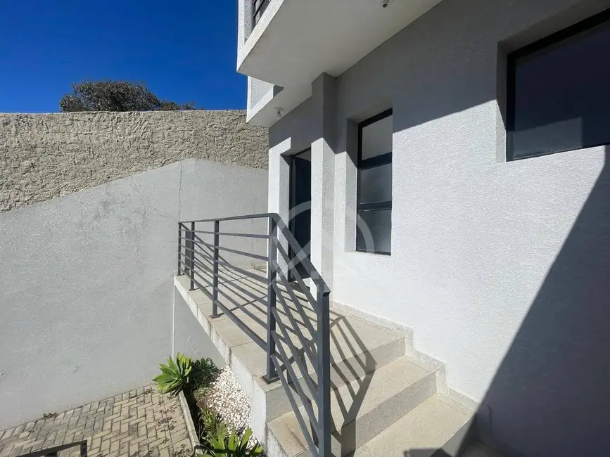 Foto 3 de Sobrado com 3 quartos à venda e para alugar, 240m2 em Jardim dos Pinheiros, Atibaia - SP