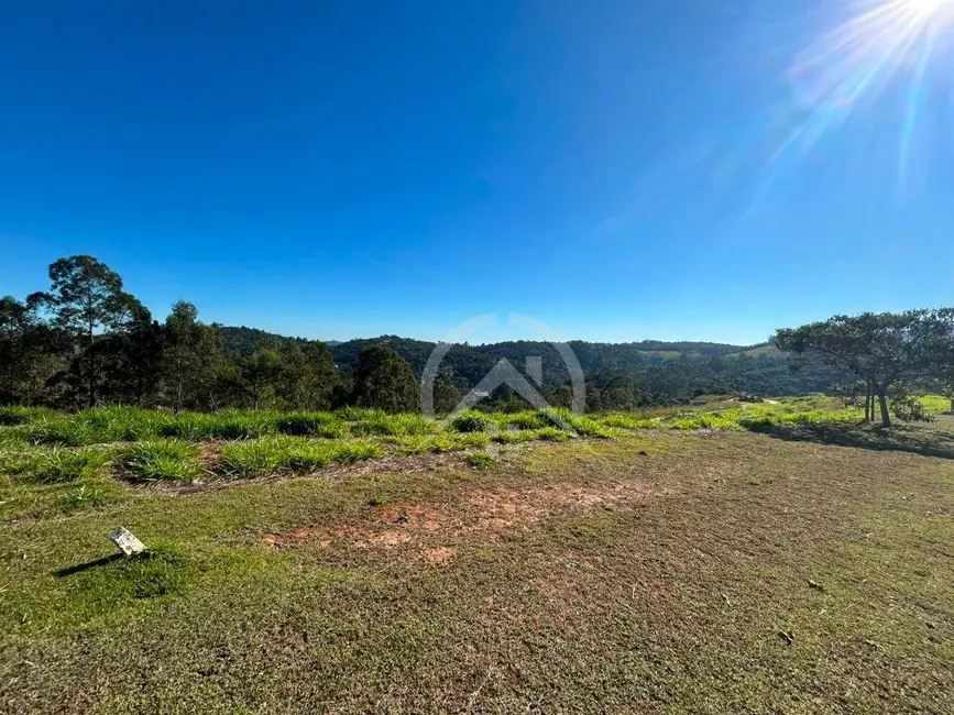 Foto 1 de Terreno / Lote à venda, 750m2 em Mairipora - SP