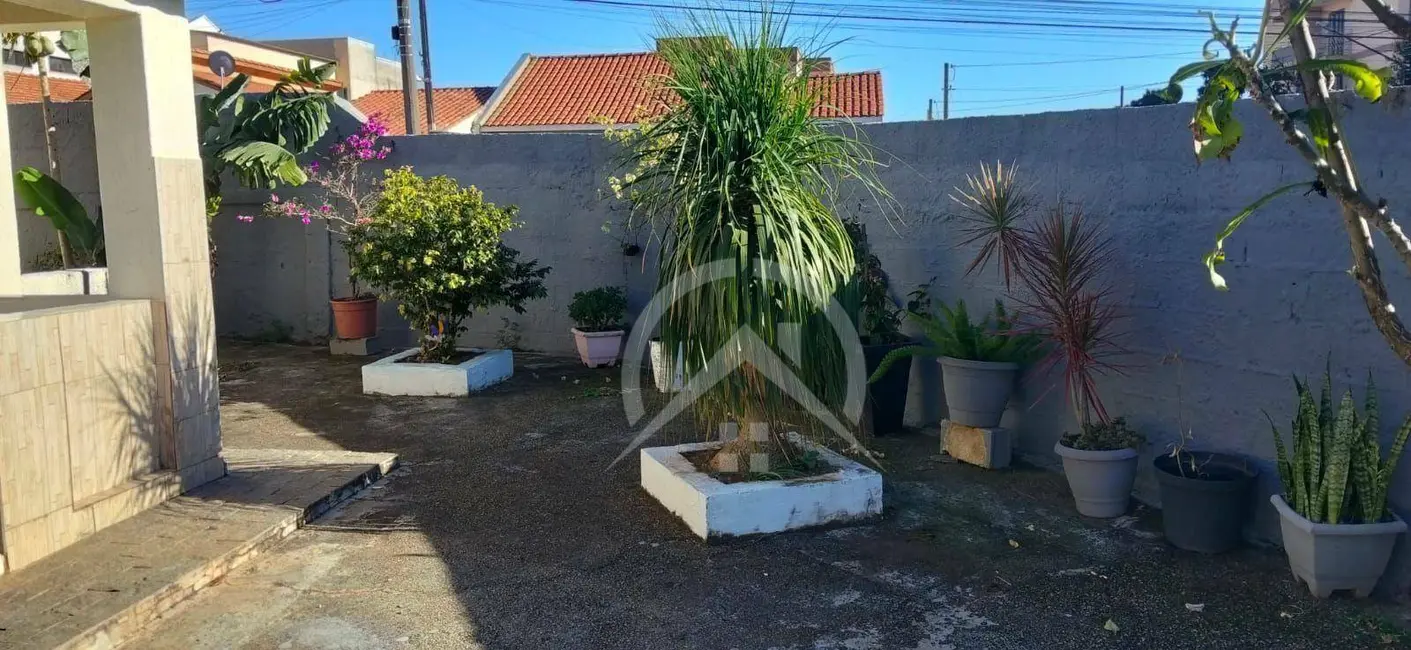 Foto 8 de Casa com 2 quartos para alugar, 170m2 em Alvinópolis, Atibaia - SP