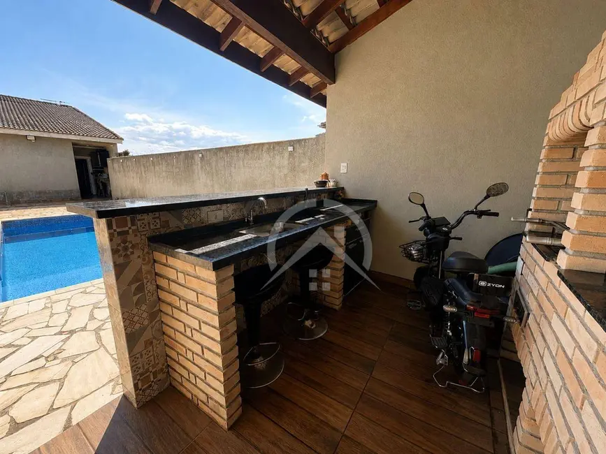 Foto 2 de Casa com 3 quartos à venda e para alugar, 522m2 em Mairipora - SP