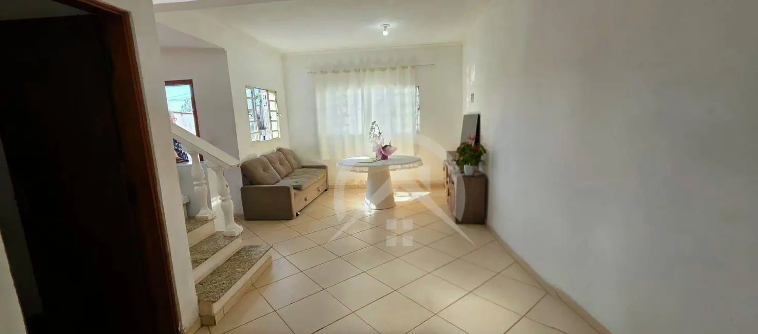 Foto 4 de Sobrado com 2 quartos à venda, 175m2 em Atibaia - SP