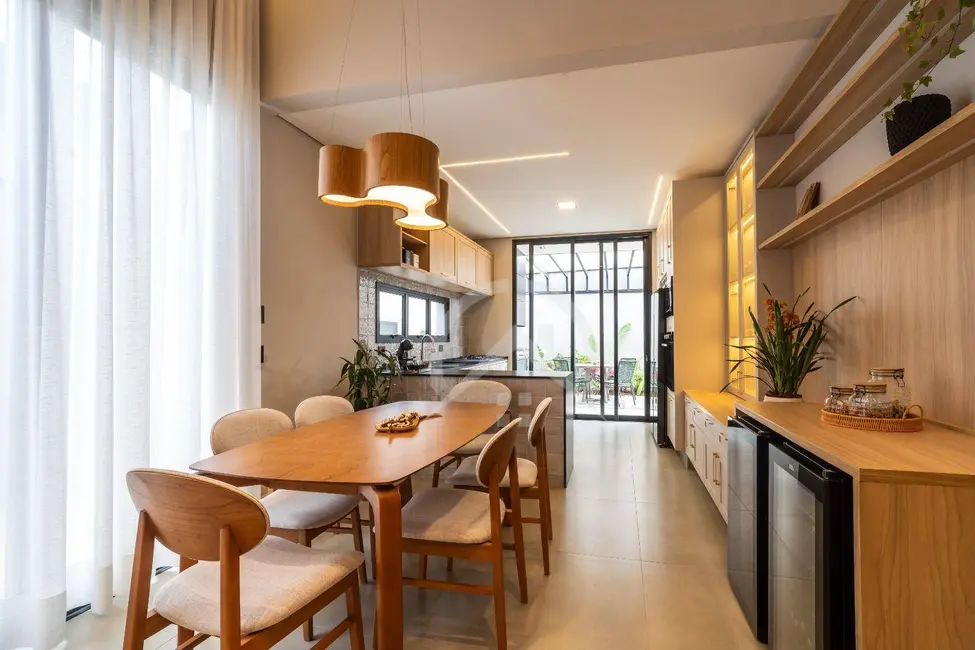 Foto 1 de Casa de Condomínio com 3 quartos à venda, 237m2 em Vila Esperia ou Giglio, Atibaia - SP
