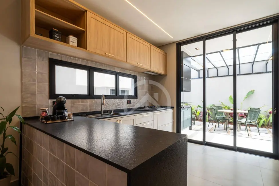 Foto 7 de Casa de Condomínio com 3 quartos à venda, 237m2 em Vila Esperia ou Giglio, Atibaia - SP