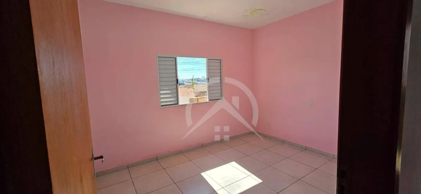 Casa com 2 quartos à venda, 154m2 em Vila Thais, Atibaia - SP - imagem 5 Foto 5 de Casa com 2 quartos à venda, 154m2 em Vila Thais, Atibaia - SP