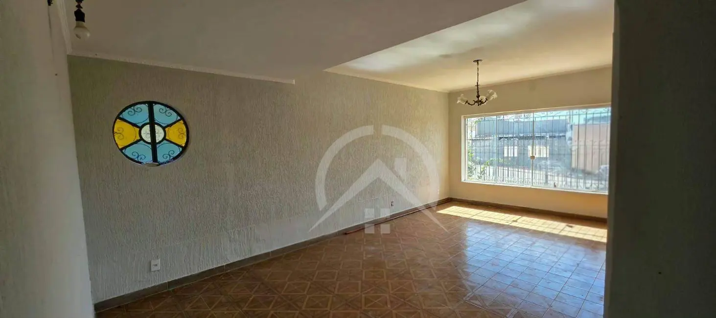 Sobrado com 3 quartos à venda e para alugar, 313m2 em Vila Thais, Atibaia - SP - imagem 3 Foto 3 de Sobrado com 3 quartos à venda e para alugar, 313m2 em Vila Thais, Atibaia - SP