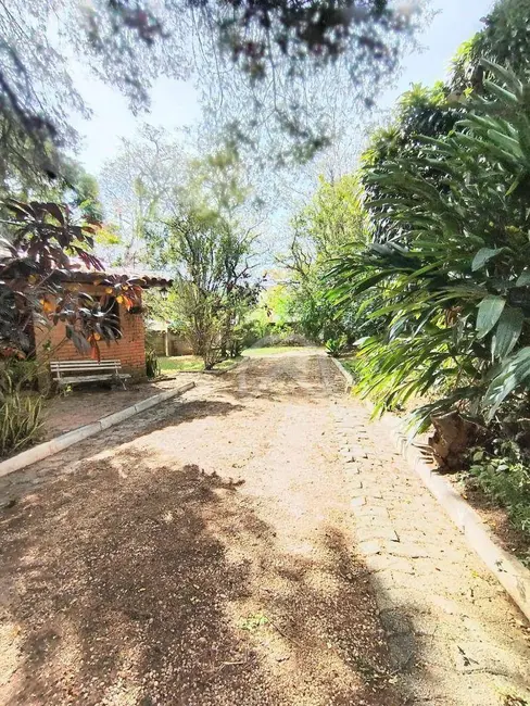 Chácara com 1 quarto à venda e para alugar, 7200m2 em Jardim Estância Brasil, Atibaia - SP - imagem 6 Foto 6 de Chácara com 1 quarto à venda e para alugar, 7200m2 em Jardim Estância Brasil, Atibaia - SP