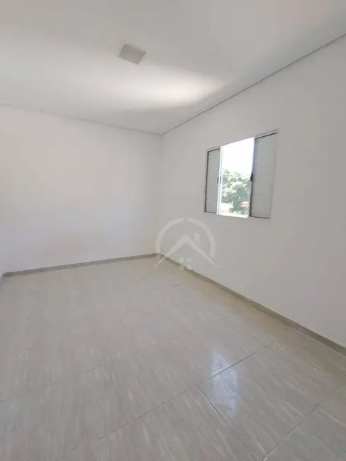 Foto 3 de Casa com 2 quartos para alugar, 130m2 em Jardim Alvinópolis, Atibaia - SP