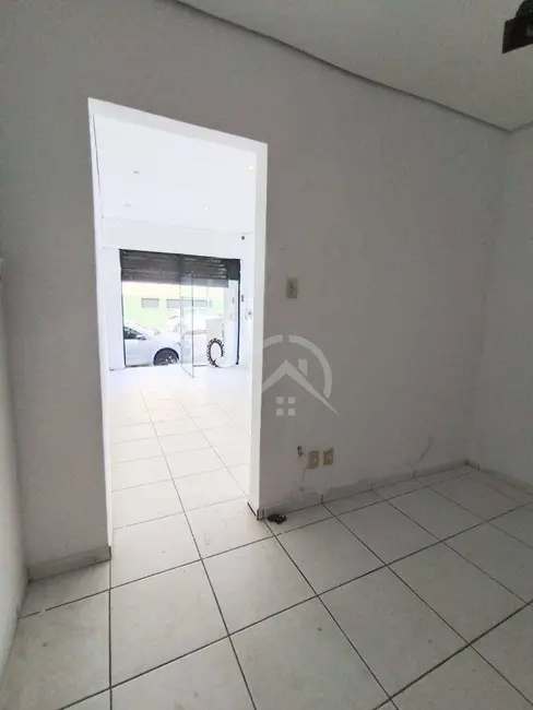 Sala Comercial para alugar, 50m2 em Centro, Atibaia - SP - imagem 3 Foto 3 de Sala Comercial para alugar, 50m2 em Centro, Atibaia - SP