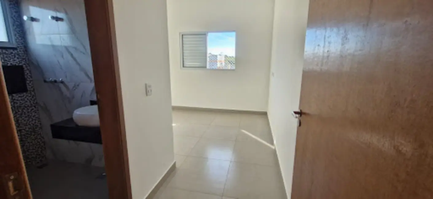 Casa com 3 quartos para alugar, 181m2 em Jardim do Lago, Atibaia - SP - imagem 4 Foto 4 de Casa com 3 quartos para alugar, 181m2 em Jardim do Lago, Atibaia - SP