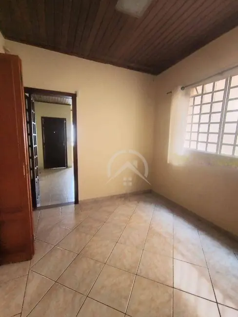 Foto 2 de Casa com 3 quartos à venda e para alugar, 440m2 em Centro, Atibaia - SP