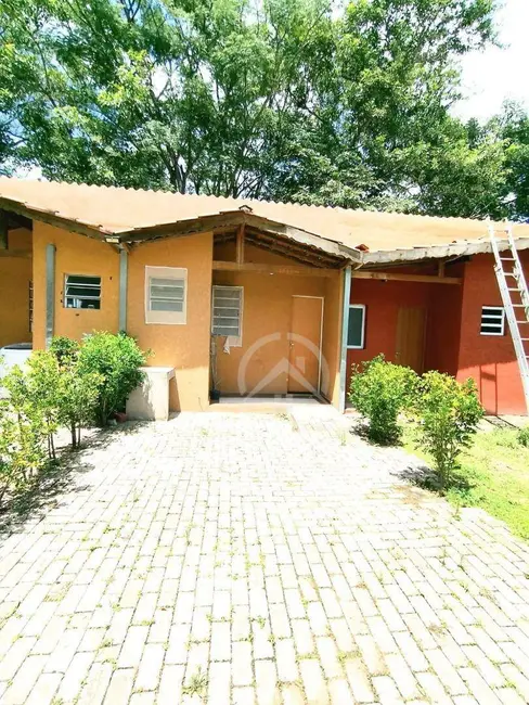Kitnet com 1 quarto para alugar, 21m2 em Jardim Maristela, Atibaia - SP - imagem 6 Foto 6 de Kitnet com 1 quarto para alugar, 21m2 em Jardim Maristela, Atibaia - SP