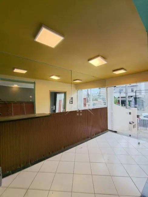 Foto 1 de Casa para alugar, 168m2 em Atibaia Jardim, Atibaia - SP