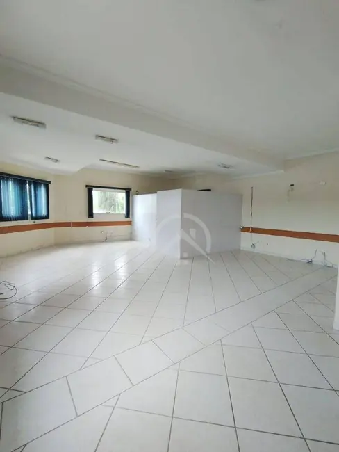 Sala Comercial para alugar, 300m2 em Centro, Atibaia - SP - imagem 4 Foto 4 de Sala Comercial para alugar, 300m2 em Centro, Atibaia - SP