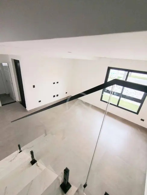 Sobrado com 3 quartos para alugar, 200m2 em Nova Gardênia, Atibaia - SP - imagem 8 Foto 8 de Sobrado com 3 quartos para alugar, 200m2 em Nova Gardênia, Atibaia - SP
