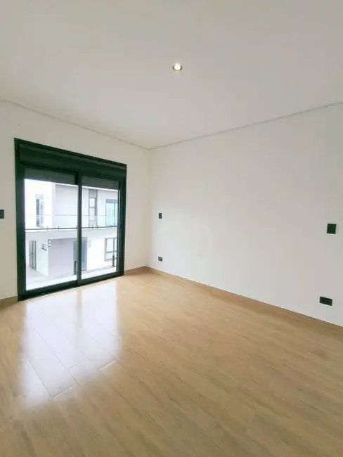Sobrado com 3 quartos para alugar, 200m2 em Nova Gardênia, Atibaia - SP - imagem 7 Foto 7 de Sobrado com 3 quartos para alugar, 200m2 em Nova Gardênia, Atibaia - SP