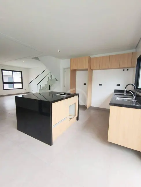 Foto 1 de Sobrado com 3 quartos para alugar, 200m2 em Nova Gardênia, Atibaia, SP