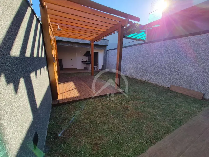 Foto 6 de Sobrado com 3 quartos à venda, 175m2 em Jardim do Lago, Atibaia - SP