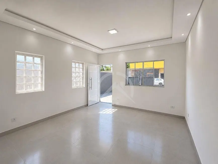 Casa com 2 quartos à venda, 185m2 em Atibaia Jardim, Atibaia - SP - imagem 3 Foto 3 de Casa com 2 quartos à venda, 185m2 em Atibaia Jardim, Atibaia - SP