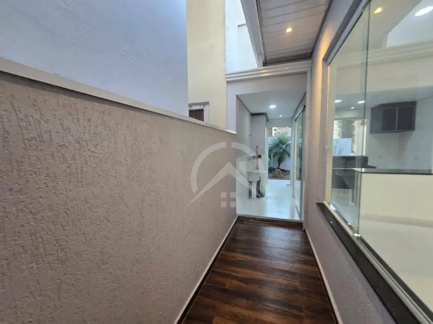 Foto 5 de Casa com 3 quartos para alugar, 502m2 em Parque Arco Iris, Atibaia - SP