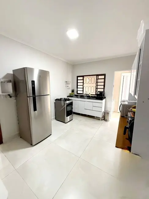 Casa com 2 quartos à venda, 161m2 em Atibaia Jardim, Atibaia - SP - imagem 7 Foto 7 de Casa com 2 quartos à venda, 161m2 em Atibaia Jardim, Atibaia - SP