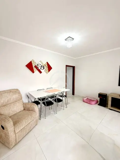 Casa com 2 quartos à venda, 161m2 em Atibaia Jardim, Atibaia - SP - imagem 2 Foto 2 de Casa com 2 quartos à venda, 161m2 em Atibaia Jardim, Atibaia - SP