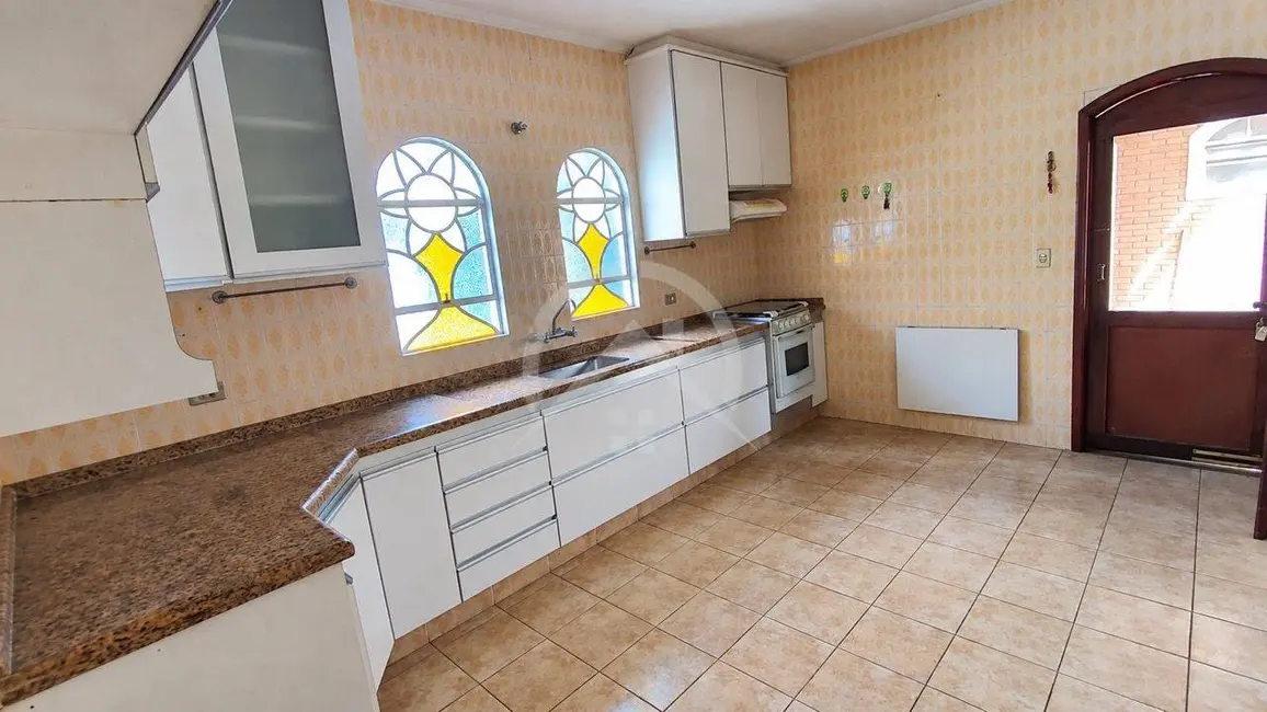 Foto 2 de Casa com 3 quartos à venda, 380m2 em Jardim Imperial, Atibaia - SP