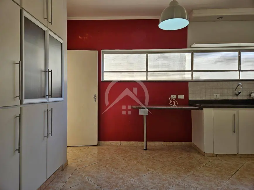 Foto 8 de Casa com 5 quartos à venda e para alugar, 300m2 em Centro, Atibaia - SP