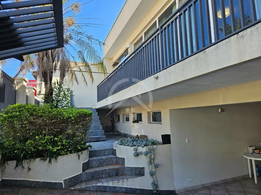 Foto 2 de Casa com 5 quartos à venda e para alugar, 300m2 em Centro, Atibaia - SP
