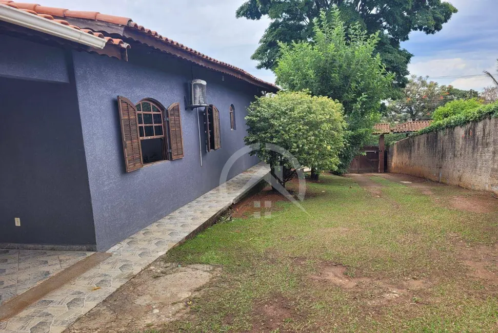Foto 3 de Chácara com 3 quartos à venda, 1000m2 em Chácaras Fernão Dias, Atibaia - SP