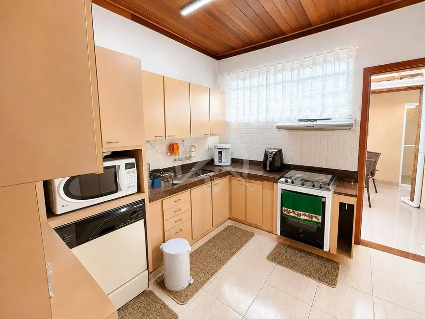 Foto 8 de Casa com 4 quartos à venda, 204m2 em Centro, Atibaia - SP