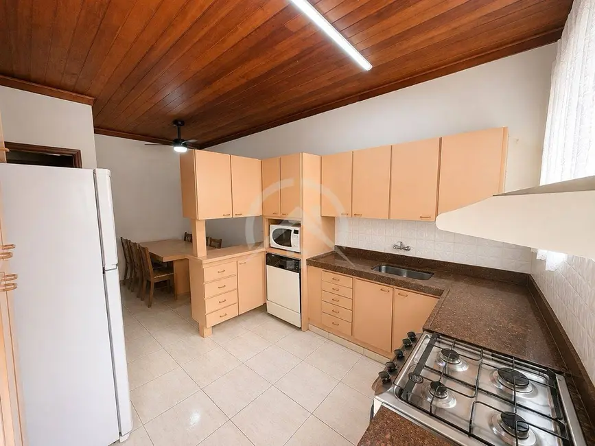 Foto 6 de Casa com 4 quartos à venda, 204m2 em Centro, Atibaia - SP
