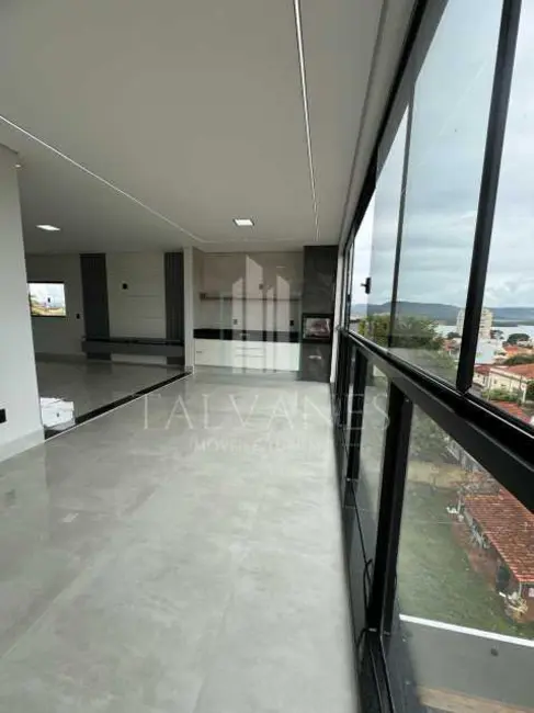 Foto 15 de Apartamento à venda em Rifaina - SP