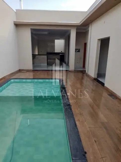 Foto 7 de Casa com 3 quartos à venda, 179m2 em Rifaina - SP