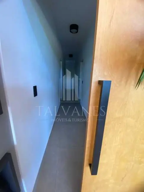 Casa de Condomínio com 4 quartos à venda, 259m2 em Rifaina - SP - imagem 9 Foto 9 de Casa de Condomínio com 4 quartos à venda, 259m2 em Rifaina - SP