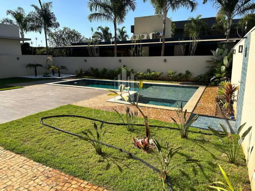 Casa de Condomínio com 6 quartos à venda, 370m2 em Rifaina - SP - imagem 6 Foto 6 de Casa de Condomínio com 6 quartos à venda, 370m2 em Rifaina - SP