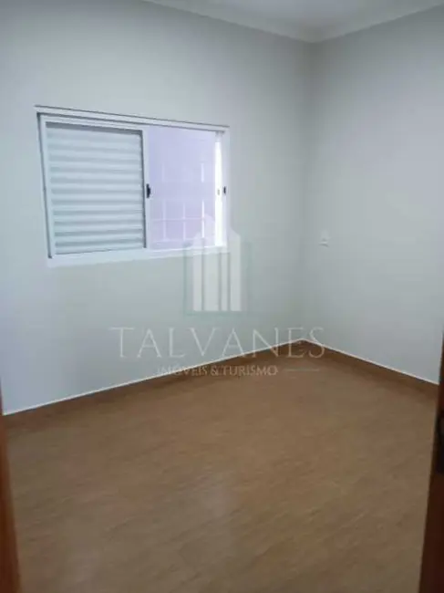 Foto 8 de Apartamento com 3 quartos para alugar em Rifaina - SP