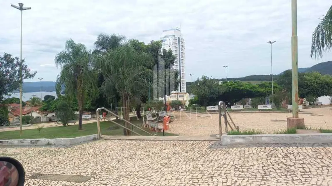 Foto 1 de Apartamento com 3 quartos à venda em Rifaina - SP